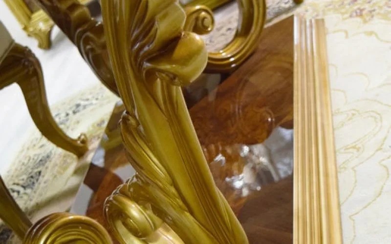 Πόδι τραπεζιού Versace